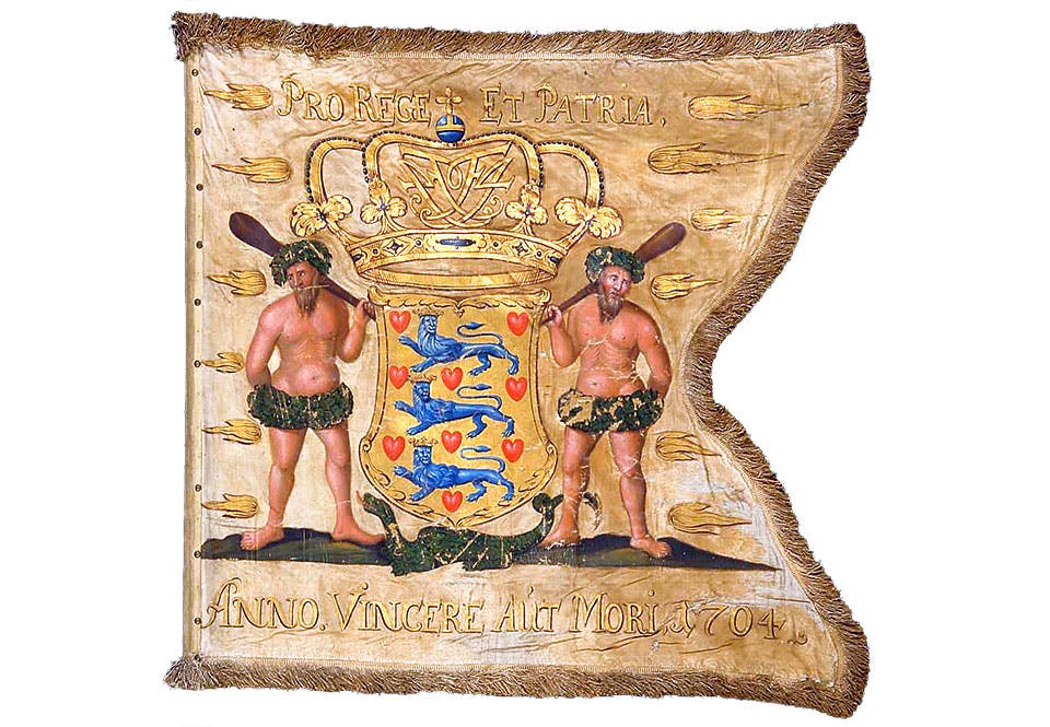 dragonfana dragonfana, med det danska riksvapnet